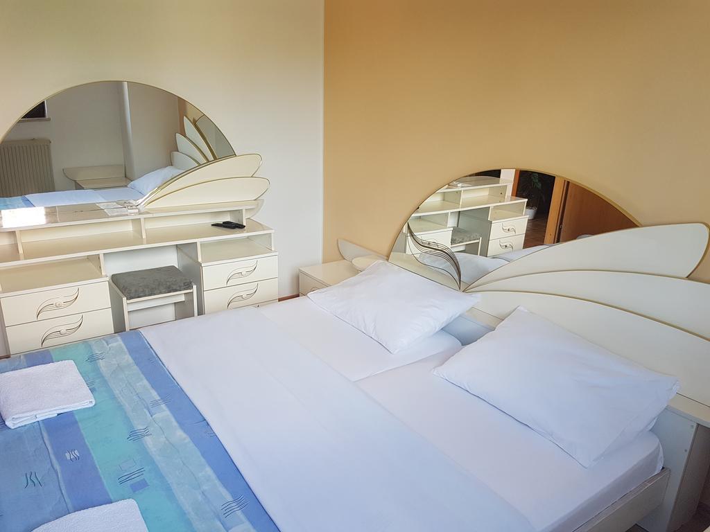 Rooms Hunter Малинска Экстерьер фото