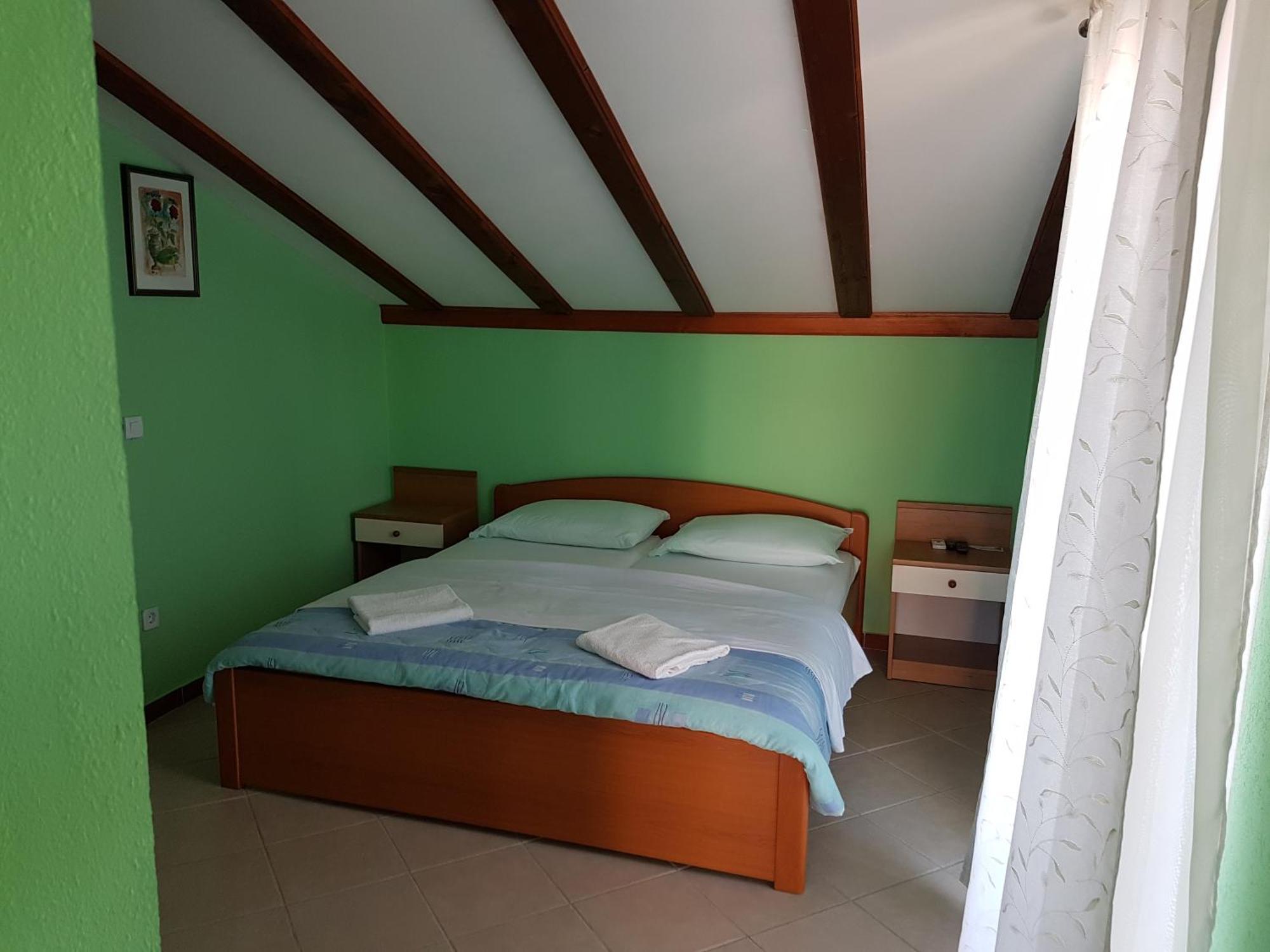 Rooms Hunter Малинска Экстерьер фото